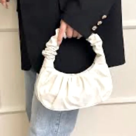 🔥NWT🔥 Vegan Leather Scrunch Handle Hobo Mini Tote/Crossbody in Chic White - Picture 2 of 14